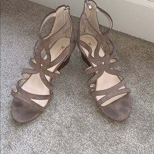 EUC strappy sandal